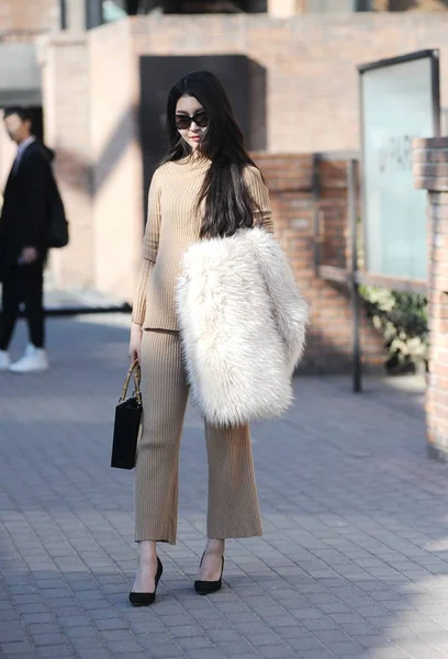 Ajuste Calle Durante Semana Moda China Otoño Invierno 2016 Beijing — Foto de Stock