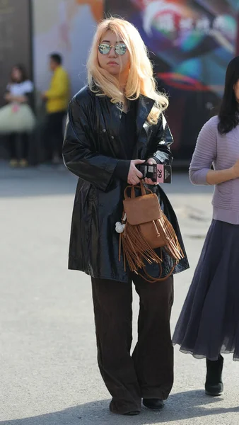 Ajuste Calle Durante Semana Moda China Otoño Invierno 2016 Beijing — Foto de Stock