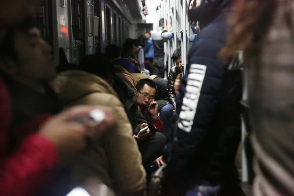 Passageiros Chineses Que Retornam Trabalho Ano Novo Lunar Chinês Multidão — Fotografia de Stock