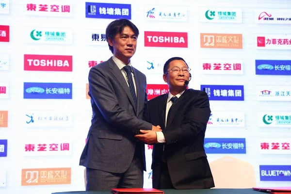 Treinador Futebol Sul Coreano Gerente Hong Myung Esquerda Participa Uma — Fotografia de Stock