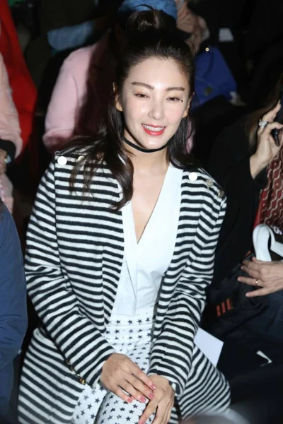 Actrice Chinoise Zhang Yuqi Assiste Défilé Mode Max Mara Lors — Photo