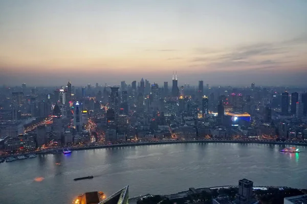 View Huangpu River High Rise Buildings Skyscrapers Dusk Puxi Shanghai — Stock Photo, Image
