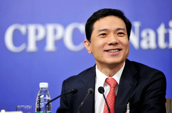File Robin Yanhong Presidente Ceo Baidu Sonríe Durante Una Conferencia —  Fotos de Stock