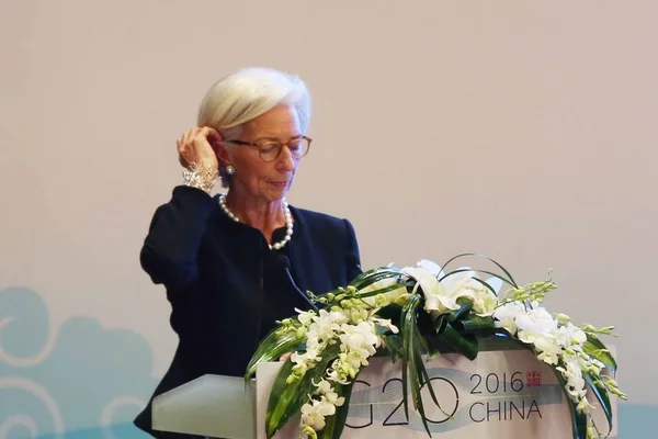 Die Geschäftsführende Direktorin Des Internationalen Währungsfonds Imf Christine Lagarde Hält — Stockfoto