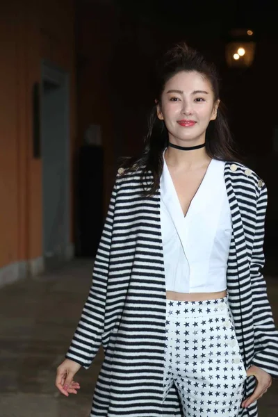 中国女優キティ チャン ミラノ ファッション週秋 2016 年までにミラノ イタリア 2016 日中に Max — ストック写真