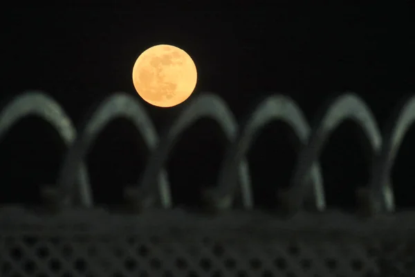 Supermoon Vidět Noční Obloze Nad Yantai City Provincie Shandong Východní — Stock fotografie