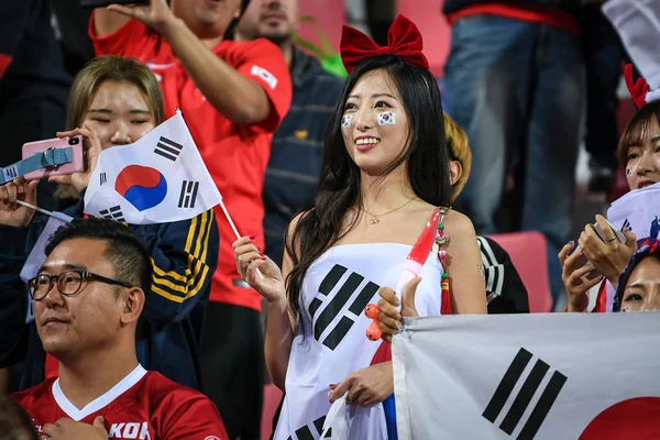 Sydkoreansk Fotboll Fläkt Bär Flagga Visar Stöd För Sydkorea Landslaget — Stockfoto