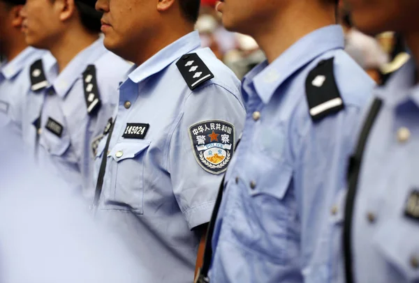 Oficiales Policía Chino File Hacen Cola Durante Evento Una Estación —  Fotos de Stock