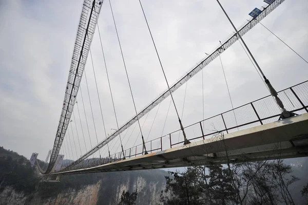 Vista Ponte Fundo Vidro Mais Longa Mais Alta Mundo Construção — Fotografia de Stock