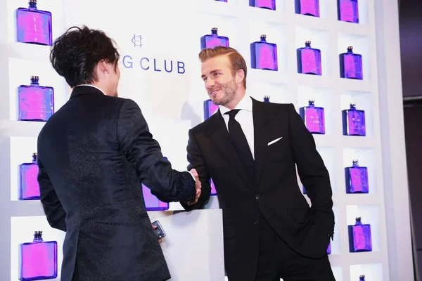 English Football Star David Beckham Right Shakes Hands Taiwanese Actor — Stock Photo, Image