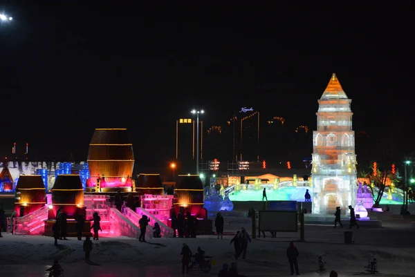 Night View Ice Sculptures 17Th Harbin Ice Snow World 2016 — стоковое фото