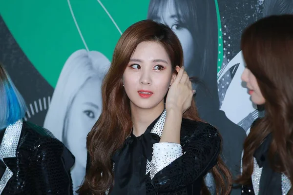 Członkowie Grupy Południowo Koreański Dziewczyna Girls Generation Uczestniczyć Konferencji Prasowej — Zdjęcie stockowe
