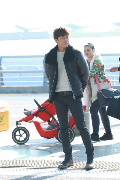 Południowo Koreański Piosenkarz Aktor Syn Jun Przybywa Lotnisku Incheon Przed — Zdjęcie stockowe