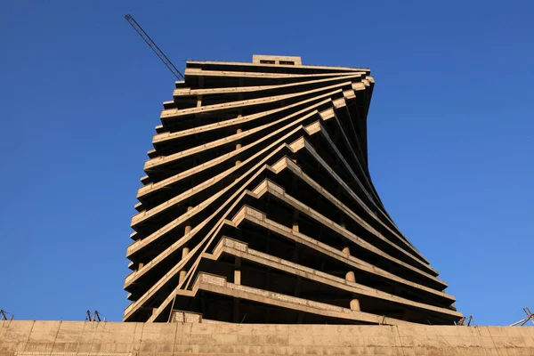Uma Vista Edifício Torcido Centro Segunda Fase Suiwa High Technology — Fotografia de Stock