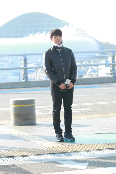 Ator Sul Coreano Yeo Jin Goo Chega Aeroporto Internacional Incheon — Fotografia de Stock