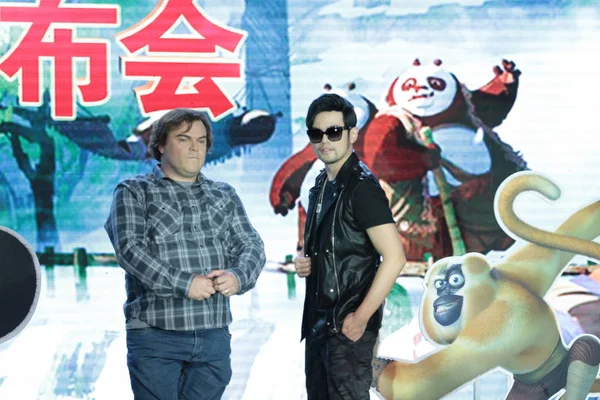 Americký Herec Jack Black Vlevo Tchajwanského Zpěvačka Jay Chou Představovat — Stock fotografie