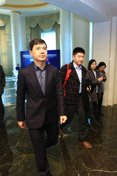 Робин Яньхун Главный Исполнительный Директор Baidu Inc Прибыл Церемонию Подписания — стоковое фото