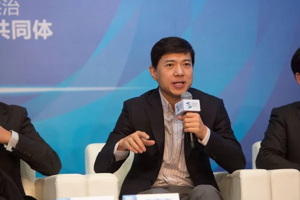 Robin Yanhong Presidente Ceo Baidu Fala Fórum Durante Conferência Mundial — Fotografia de Stock