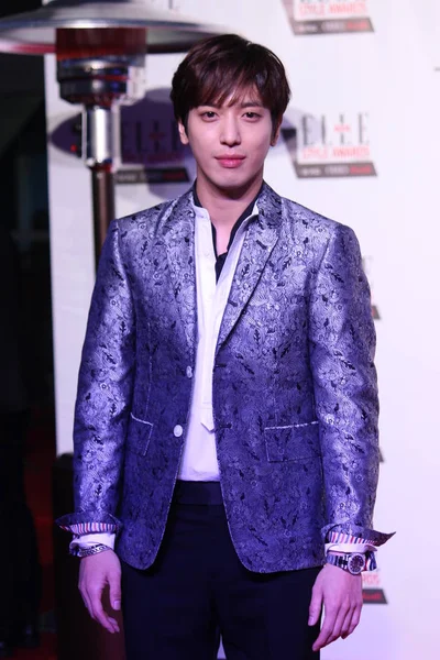 Jung Yong Hwa Del Grupo Infantil Surcoreano Cnblue Llega Alfombra —  Fotos de Stock