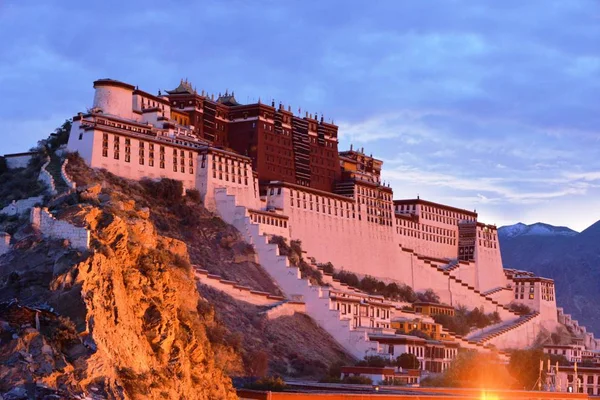 Vista Palácio Potala Palácio Pothala Lhasa Sudoeste Região Autônoma Tibete — Fotografia de Stock