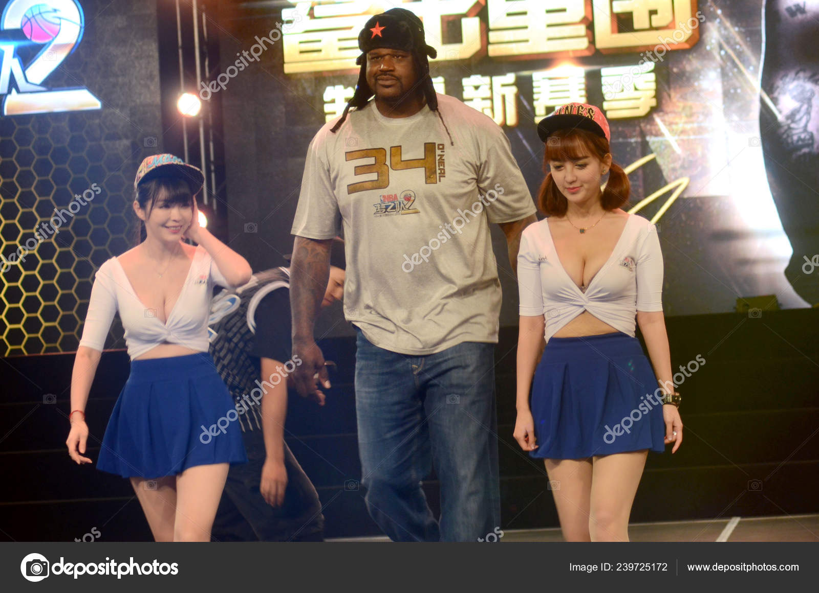 アメリカのバスケット ボールのスーパー スター シャキール オニールを