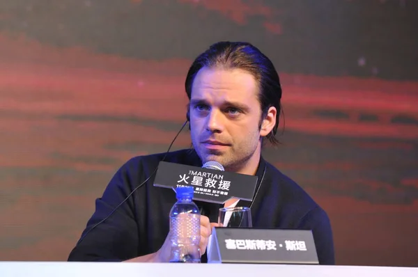 Rumuński Aktor Amerykański Sebastian Stan Uczestniczy Konferencji Prasowej Dla Jego — Zdjęcie stockowe