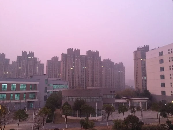 Vista Edifícios Smog Rosa Cidade Nanjing Leste Província Jiangsu Dezembro — Fotografia de Stock