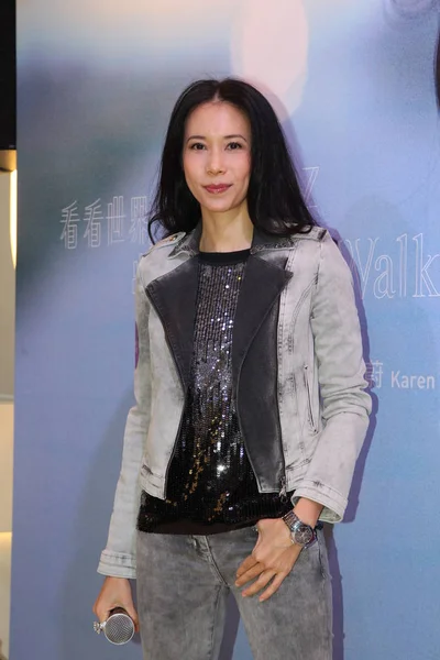 Hong Kong Zpěvačka Herečka Karen Mok Představuje Tiskové Konferenci Pro — Stock fotografie