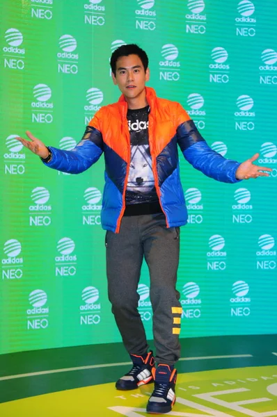 Ator Taiwanês Eddie Peng Posa Evento Promocional Para Adidas Xangai — Fotografia de Stock