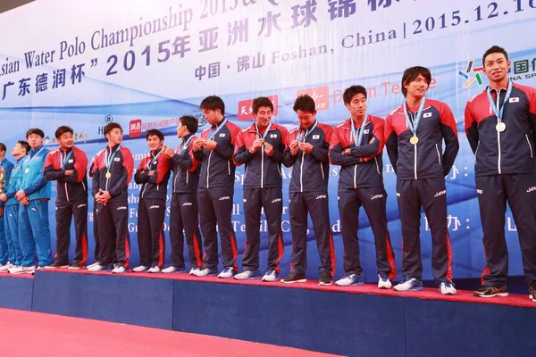 Les Joueurs Équipe Nationale Masculine Water Polo Japon Posent Sur — Photo