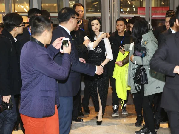 Chinese Actress Fan Bingbing Center Attends Opening Ceremony Commericial Property — Stock Photo, Image