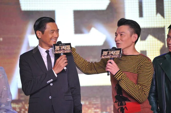 Hong Kong Skådespelaren Andy Lau Rätt Talar Bredvid Skådespelare Chow — Stockfoto