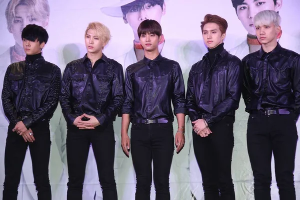 Leden Van Zuid Koreaanse Jongen Groep Vixx Wonen Een Persconferentie — Stockfoto