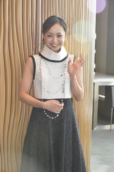 日本歌手兼女演员纳米 阿穆罗出席将于2016年3月在中国香港举行的 Namie Amuro 2015 2016年 巡演香港音乐会的新闻发布会 — 图库照片