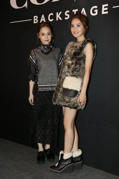 Gillian Chung Left Charlene Choi Hong Kong Pop Duo Twins — Stock Photo, Image