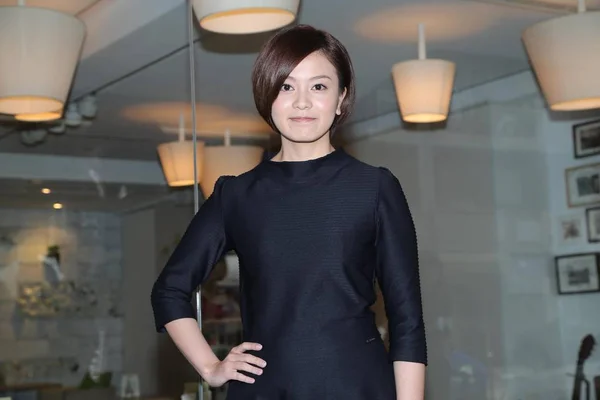 Tajwańska Aktorka Reen Stawia Konferencji Prasowej Jej Serialu Pani Pokojówka — Zdjęcie stockowe