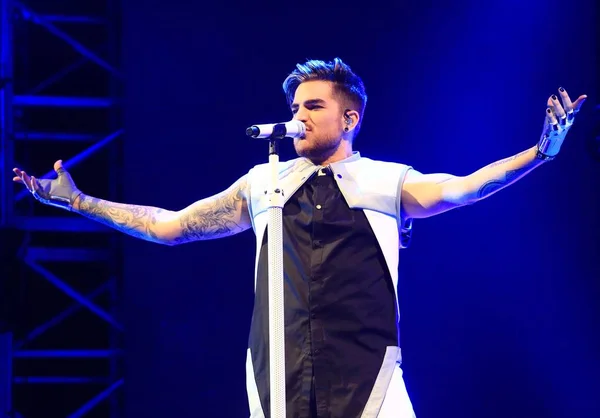 Cantante Compositor Estadounidense Adam Lambert Actúa Concierto Shanghái China Enero — Foto de Stock