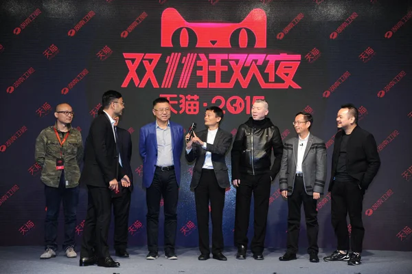 Jack Yun Center Chairman Alibaba Group Speaks Next Chinese Director — 스톡 사진