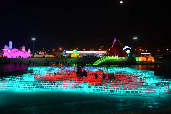 Uma Visão Noturna Das Esculturas Gelo 17Th Harbin Ice Snow — Fotografia de Stock