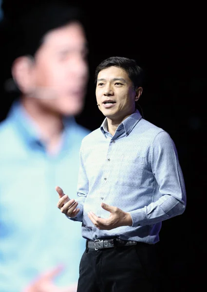 Robin Yanhong Presidente Ceo Baidu Pronuncia Discurso Conferencia Anual Del — Foto de Stock