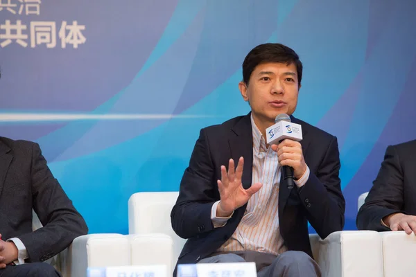 Robin Yanhong Presidente Ceo Baidu Fala Fórum Durante Conferência Mundial — Fotografia de Stock