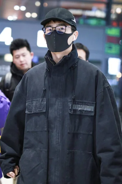 Chinese Actor Liu Haoran Pictured Shanghai Hongqiao International Airport Shanghai — Stock Photo, Image