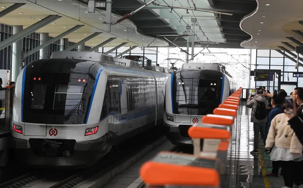 Hızlı Tren Teknolojisi Üzerine Bir Deneme Işlemi Sırasında Wenzhou City — Stok fotoğraf