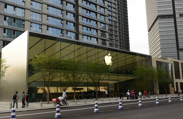 Vista Una Tienda Apple Ciudad Hangzhou Provincia Chinas Zhejiang Abril —  Fotos de Stock