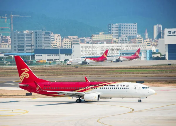 File Boeing 737 800 Utas Fúvókák Shenzhen Airlines Képen Shenzhen — Stock Fotó