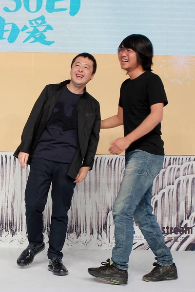 中国人監督ジャ ジャンクー および作家韓韓出席 山が出発 北京で映画のプレス Conferece 2015 — ストック写真