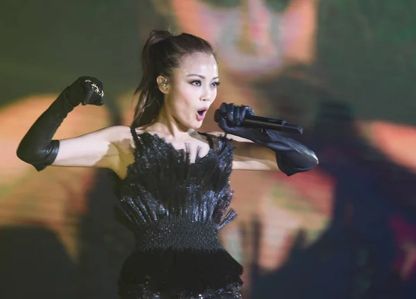 Chanteuse Hong Kong Joey Yung Produit Lors Concert Guangzhou Tournée — Photo