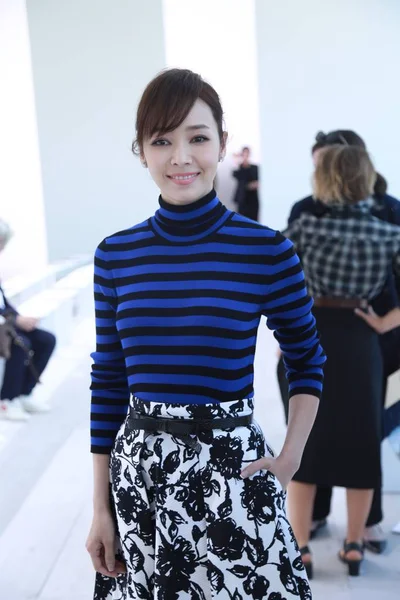 Actrice Hôtesse Télévision Taïwanaise Patty Hou Assiste Défilé Mode Michael — Photo