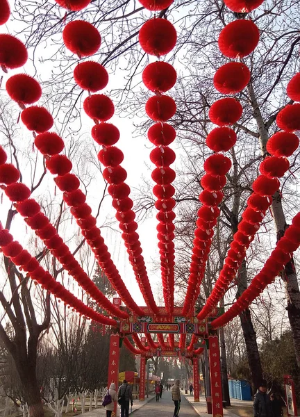 Pedestrians Walk Red Lantern Decorated Corridor Ahead Temple Fair Celebrate — Stock Photo, Image