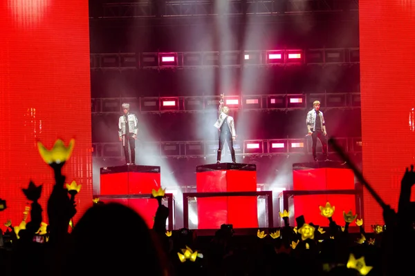 Membrii Grupului Sud Coreean Băieți Bigbang Susțin Concertul Made Din — Fotografie, imagine de stoc